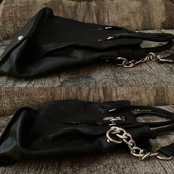 Michael Kors Black tote with Silver Hardware. - Picture 3 of 16